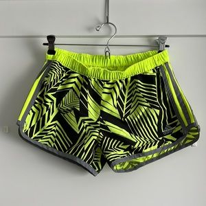 Adidas sport shorts XS